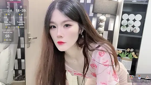 Yueyue-MM online show from 11-05-25, 12:21