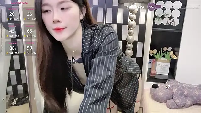 Yueyue-MM online show from 01-12-26, 02:39