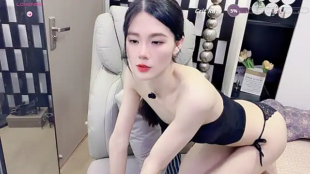Yueyue-MM online show from 06-08-26, 01:33