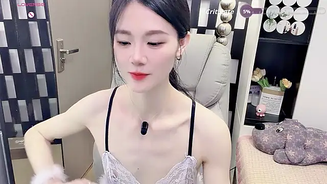 Yueyue-MM online show from 06-13-26, 03:15