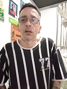 dinho carioca online show from 10-09-25, 02:37