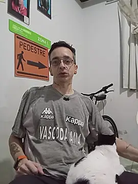 dinho carioca online show from 11-09-25, 02:37