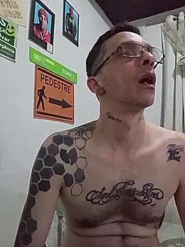 dinho carioca online show from 12-15-25, 05:01