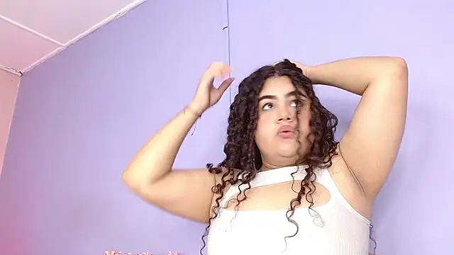 lourdes moon22 online show from 10-18-25, 01:34