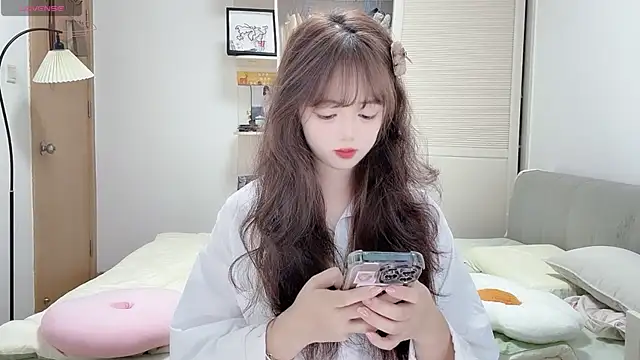 Snapshot of DDDDDoremi chatting on 10-08-25, 03:04 DDDDDoremi online show from 10-08-25, 03:04