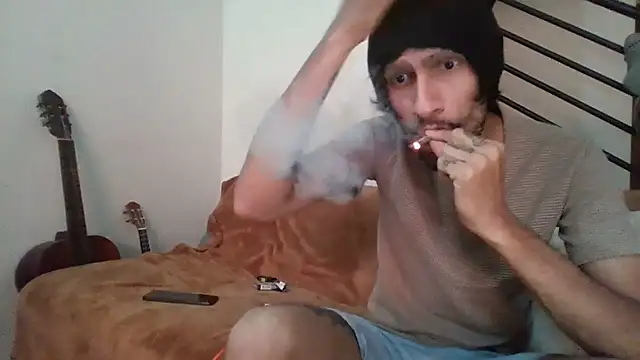 Snapshot of Alejandro92_cali chatting on 06-26-26, 02:21 Alejandro92 cali online show from 06-26-26, 02:21