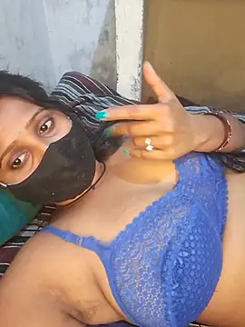 Minu love online show from 03-07-26, 11:02