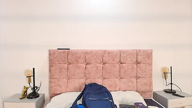 Ares Alpha online show from 10-21-25, 07:47