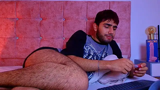 Ares Alpha online show from 10-29-25, 06:59