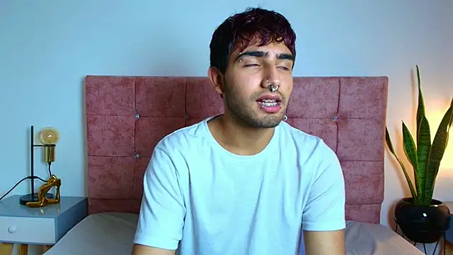 Ares Alpha online show from 11-25-25, 07:25