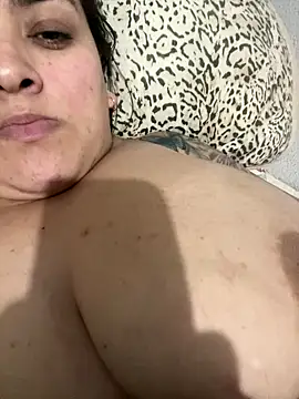 bruna438 online show from 09-09-25, 04:45