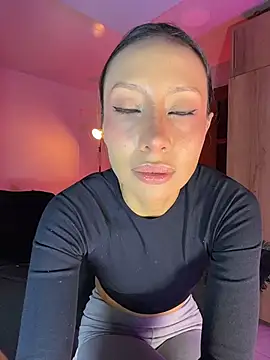 AnnaKimm online show from 07-26-26, 11:00