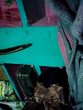 Snapshot of Pooja750 chatting on 12-19-25, 09:27 Pooja750 online show from 12-19-25, 09:27