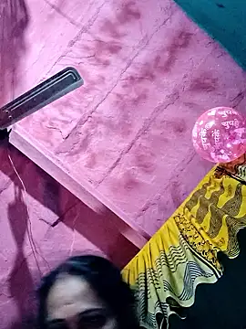 Snapshot of Pooja750 chatting on 01-16-26, 07:18 Pooja750 online show from 01-16-26, 07:18