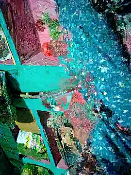 Snapshot of Pooja750 chatting on 01-17-26, 02:44 Pooja750 online show from 01-17-26, 02:44