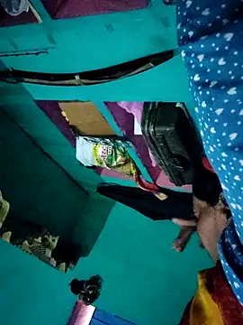 Snapshot of Pooja750 chatting on 02-03-26, 06:40 Pooja750 online show from 02-03-26, 06:40