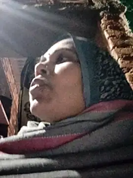 Snapshot of Pooja750 chatting on 02-05-26, 03:16 Pooja750 online show from 02-05-26, 03:16