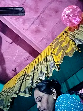 Snapshot of Pooja750 chatting on 02-07-26, 05:05 Pooja750 online show from 02-07-26, 05:05