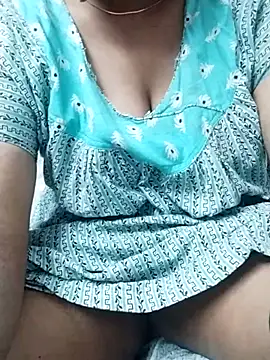 WarmCliff49 online show from 11-10-25, 07:02