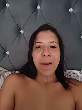 Snapshot of Liagni0 chatting on 03-19-26, 01:04 Liagni0 online show from 03-19-26, 01:04