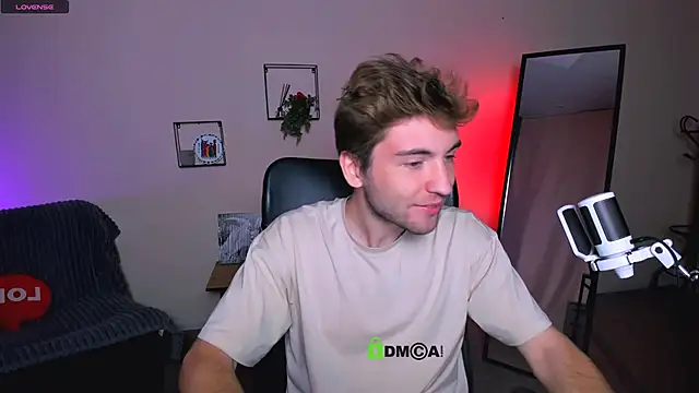 Snapshot of joseph_bear_ chatting on 09-27-25, 08:41 joseph bear online show from 09-27-25, 08:41