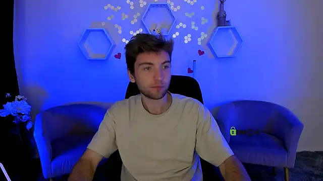 Snapshot of joseph_bear_ chatting on 09-28-25, 08:31 joseph bear online show from 09-28-25, 08:31