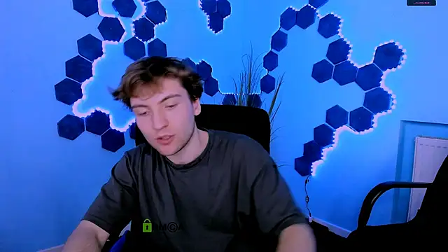 Snapshot of joseph_bear_ chatting on 03-04-26, 04:13 joseph bear online show from 03-04-26, 04:13