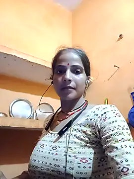 Snapshot of Miss_143 chatting on 09-22-25, 04:25 Miss 143 online show from 09-22-25, 04:25