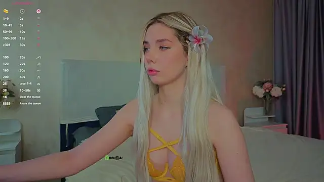  sophielov online show from 06-22-26, 10:07