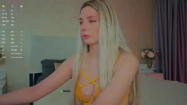  sophielov online show from 06-26-26, 08:46