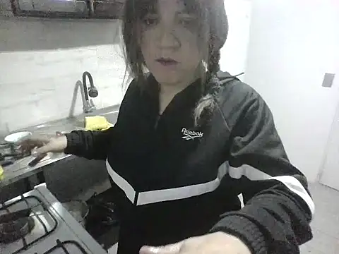 Isisflame online show from 10-25-25, 01:35