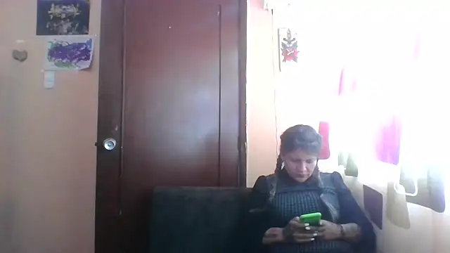 Isisflame online show from 12-13-25, 07:53