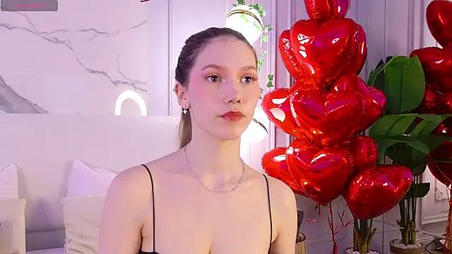 Snapshot of MaryNixon_ chatting on 02-15-26, 05:04 MaryNixon online show from 02-15-26, 05:04