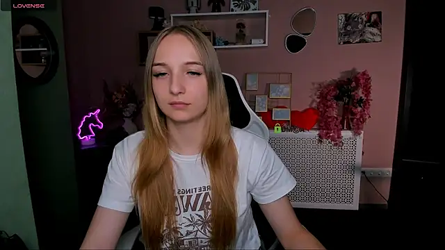 keylas moan online show from 06-10-26, 03:44
