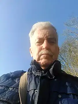 Snapshot of slaveman4you chatting on 03-09-26, 04:11 slaveman4you online show from 03-09-26, 04:11