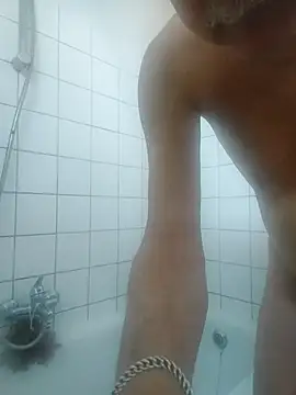 Snapshot of slaveman4you chatting on 03-15-26, 07:03 slaveman4you online show from 03-15-26, 07:03