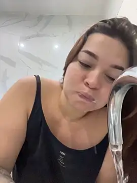 sarahreyess 11 online show from 04-04-26, 11:18