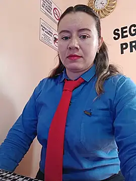 Hannah-colx online show from 06-10-26, 01:32
