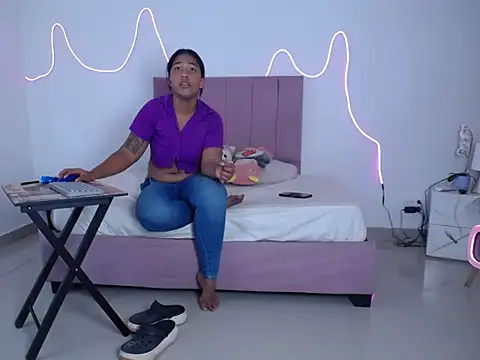 iiamsara online show from 02-17-26, 12:18