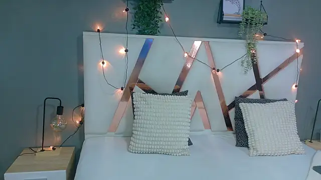 ScarlettVex   online show from 11-24-25, 07:46