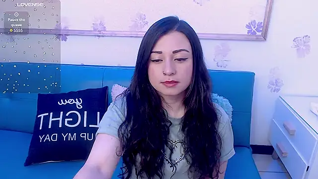 Snapshot of Eva_Roussell chatting on 09-14-25, 04:44 Eva Roussell online show from 09-14-25, 04:44