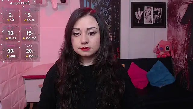 Snapshot of Eva_Roussell chatting on 09-21-25, 01:46 Eva Roussell online show from 09-21-25, 01:46