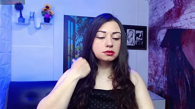 Snapshot of Eva_Roussell chatting on 09-29-25, 02:33 Eva Roussell online show from 09-29-25, 02:33