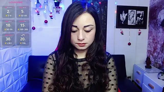 Snapshot of Eva_Roussell chatting on 12-04-25, 02:59 Eva Roussell online show from 12-04-25, 02:59