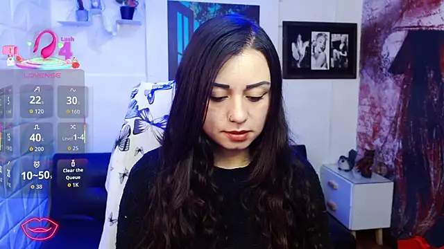 Snapshot of Eva_Roussell chatting on 01-17-26, 02:55 Eva Roussell online show from 01-17-26, 02:55