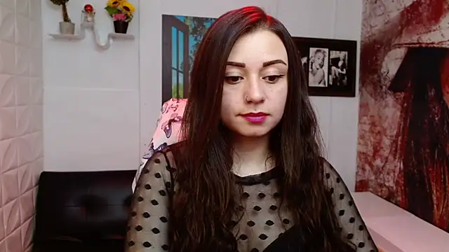 Snapshot of Eva_Roussell chatting on 02-25-26, 05:22 Eva Roussell online show from 02-25-26, 05:22