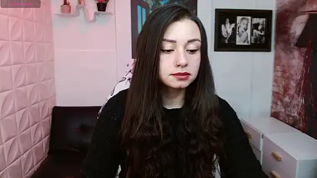 Snapshot of Eva_Roussell chatting on 03-07-26, 02:36 Eva Roussell online show from 03-07-26, 02:36