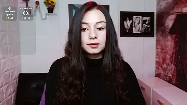 Snapshot of Eva_Roussell chatting on 03-10-26, 02:55 Eva Roussell online show from 03-10-26, 02:55