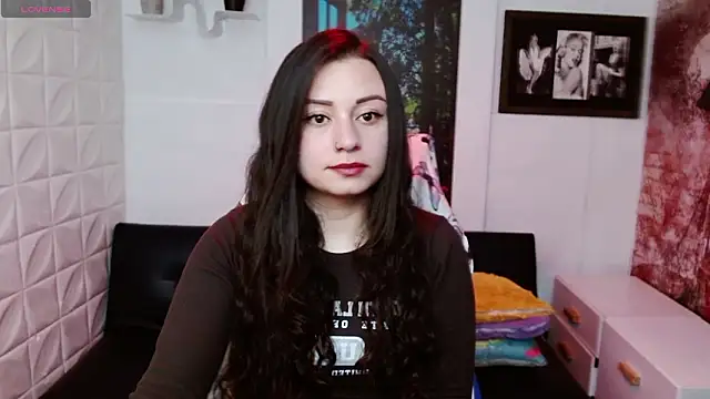 Snapshot of Eva_Roussell chatting on 03-16-26, 02:21 Eva Roussell online show from 03-16-26, 02:21