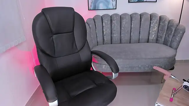 issi loren online show from 01-10-26, 07:59